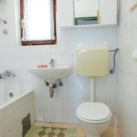 Ivka *