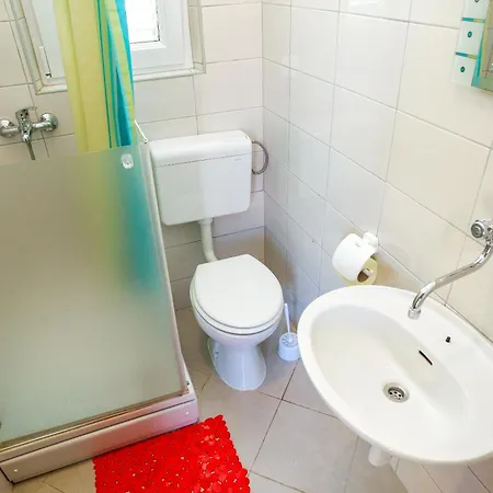 Ivka Apartment Veli Rat